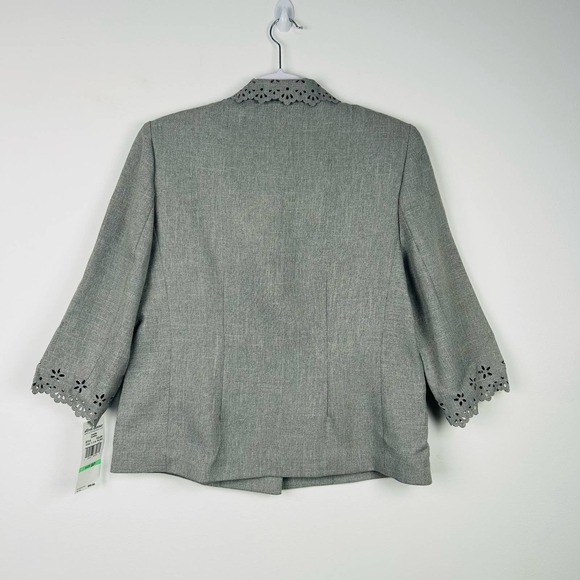 NEW Alfred Dunner Short Sleeved Gray Blazer Charm School Size 8 Petite - Picture 6 of 6